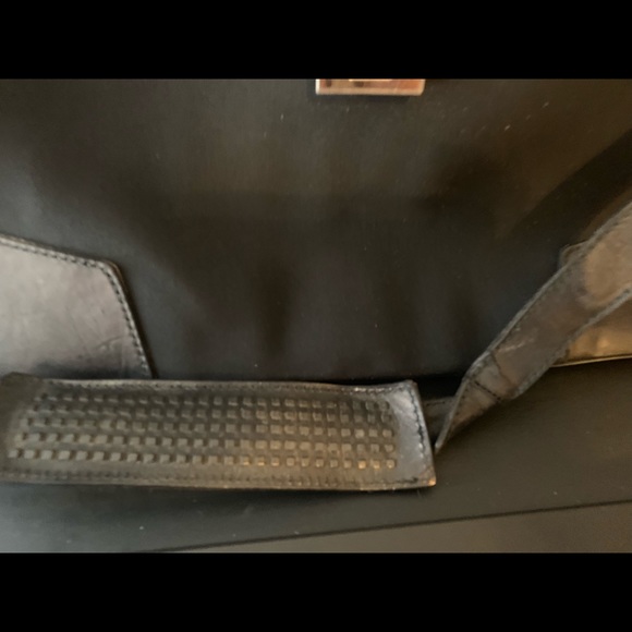 Vintage Gucci Briefcase - Picture 2 of 8